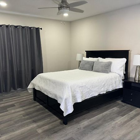 Deluxe Apartment Whit Laundry Τάμπα Εξωτερικό φωτογραφία