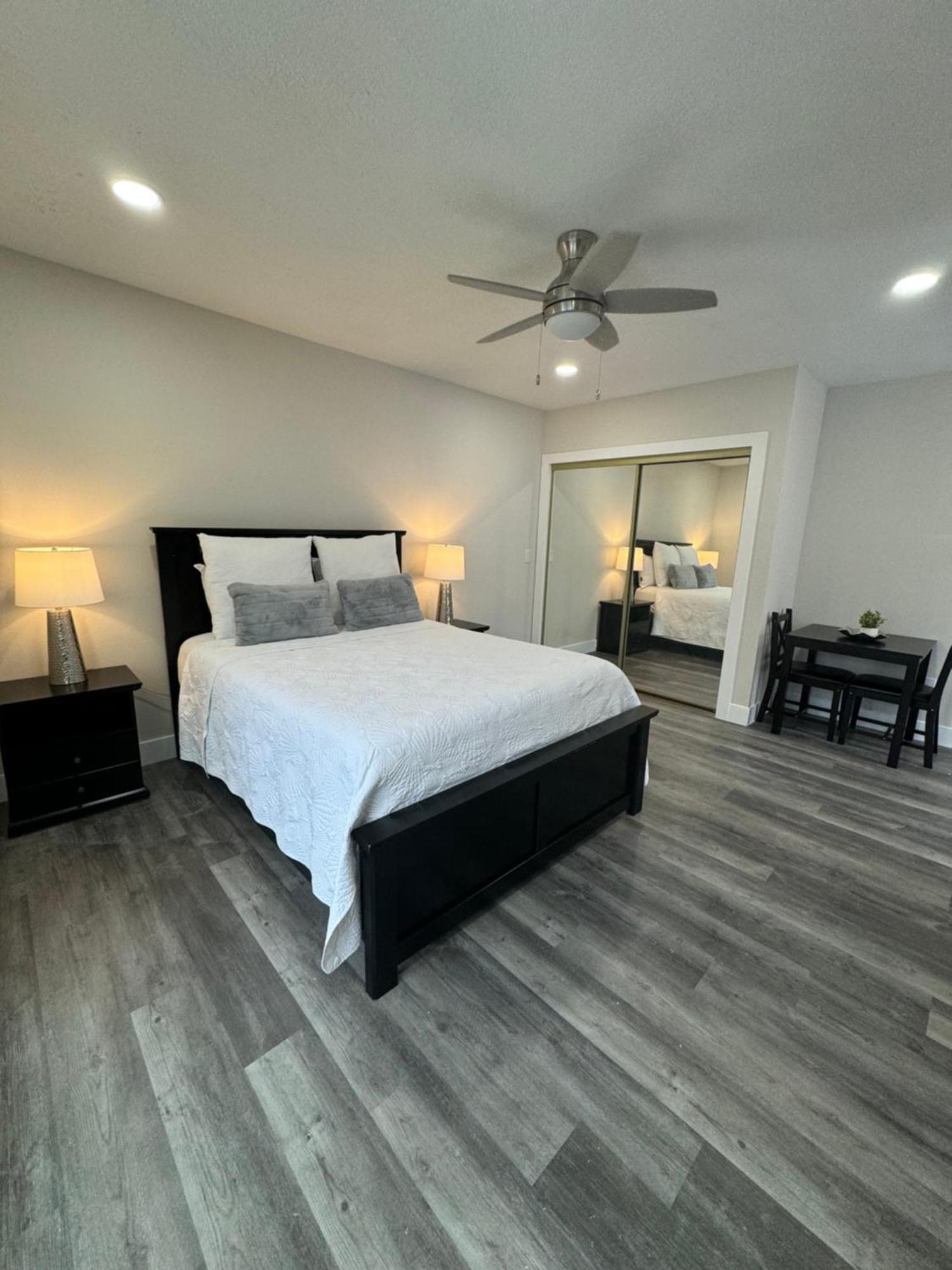 Deluxe Apartment Whit Laundry Τάμπα Εξωτερικό φωτογραφία